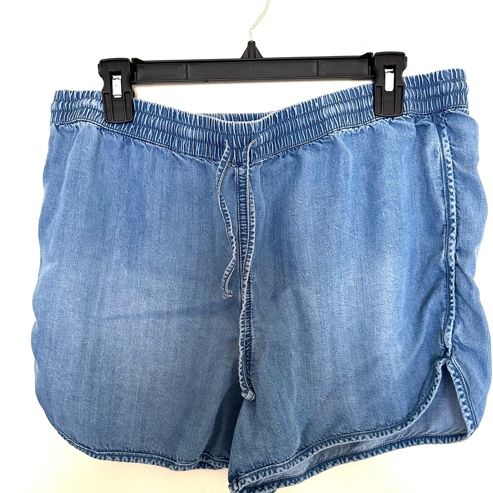 Juicy Couture Light‎ Blue Jean Shorts Women’s Lightweight Size Large Y2K
